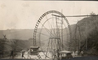 Water wheel, Szechwan                               Credit: Jones Family / Jean Zamin.