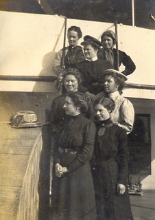 New Missionaries for the W.M.S., 1910 Credit: Johns Family, Jones Family / Jean Zamin.